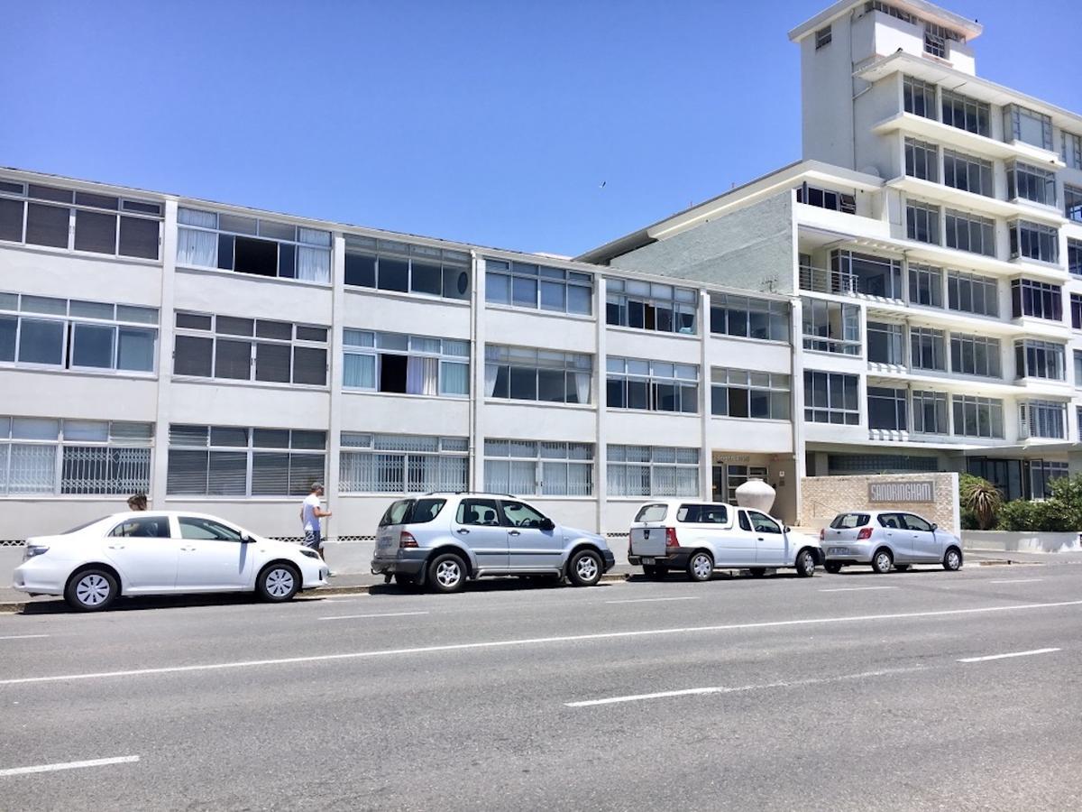 Sandringham Bachelor Beach Road Bloubergstrand Kültér fotó